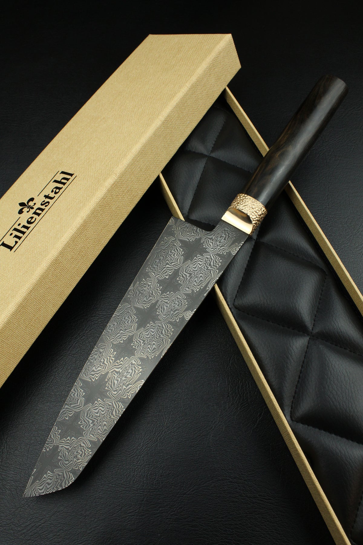 Gyuto Black Star B&W Ebony Oval Damascus