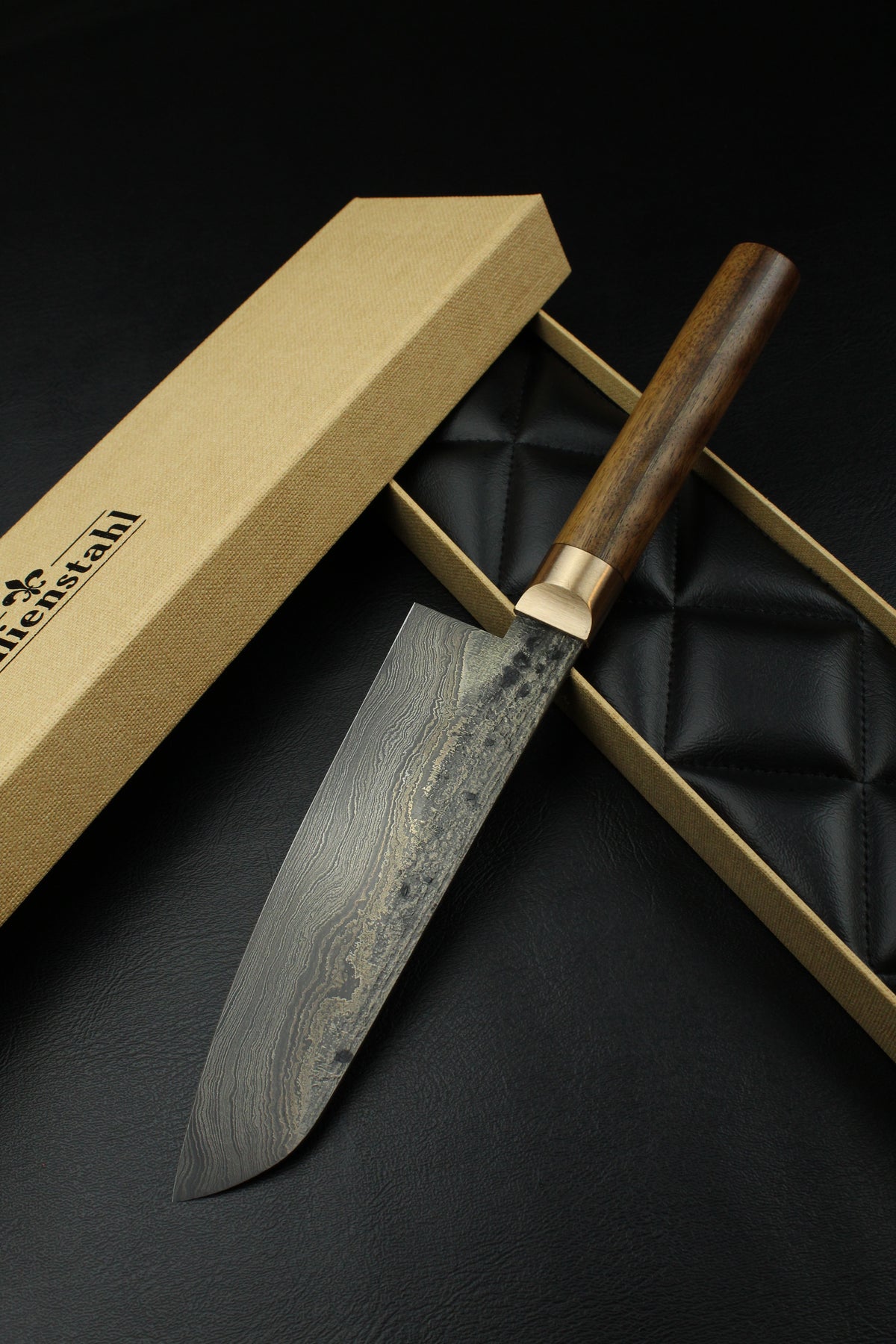 Damascus Santoku 500L Oval Patina