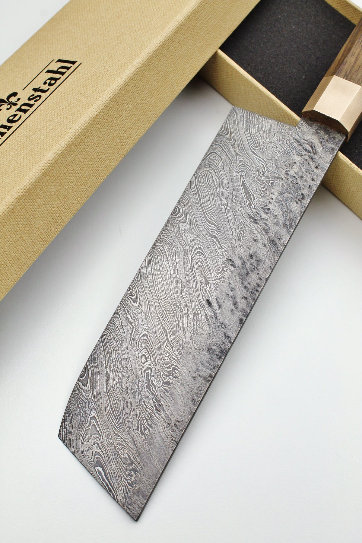Nakiri Walnut
