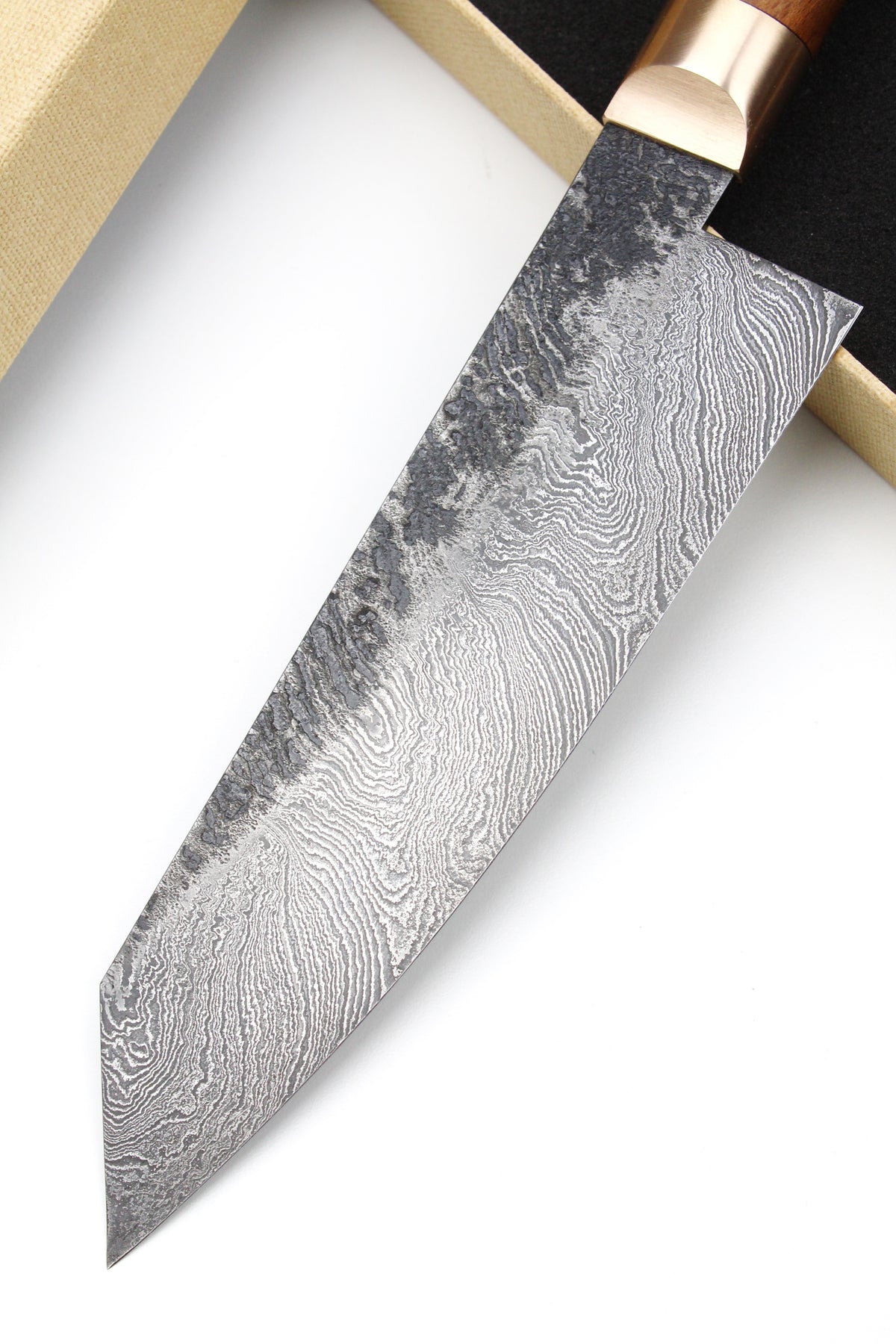 Damascus Santoku 320L Elmwood