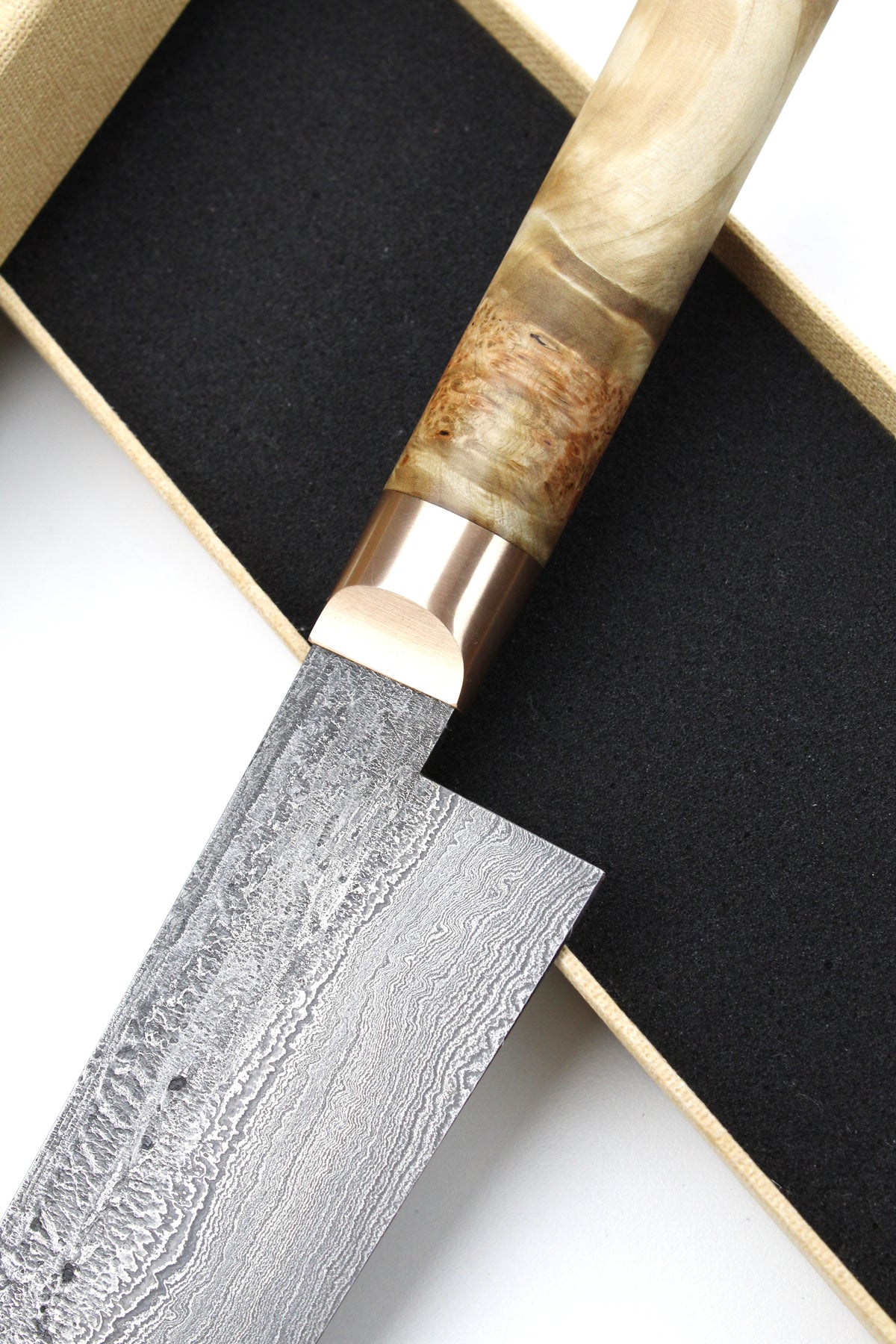 Damascus Santoku 500L Maple