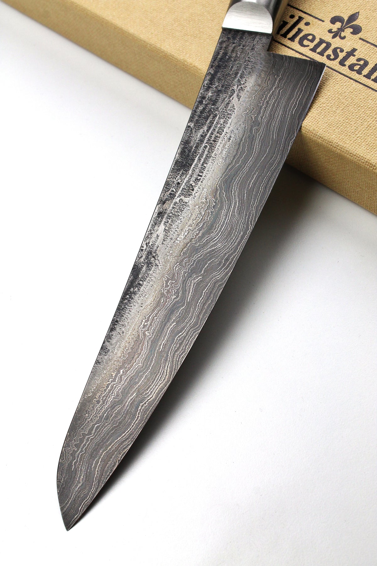 Damascus Gyuto 500L Walnut