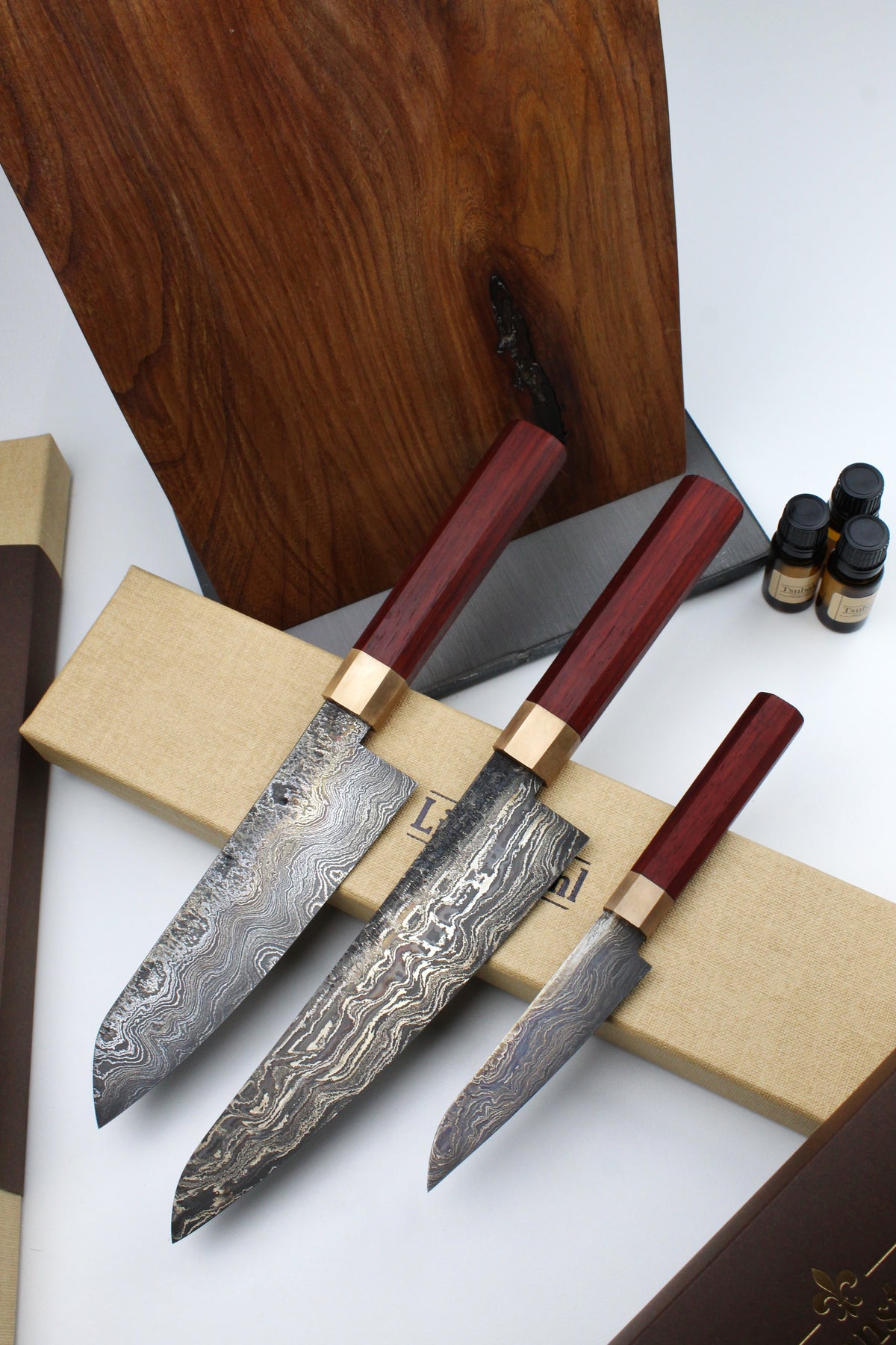 Premium Knife Set Octagonal Padouk
