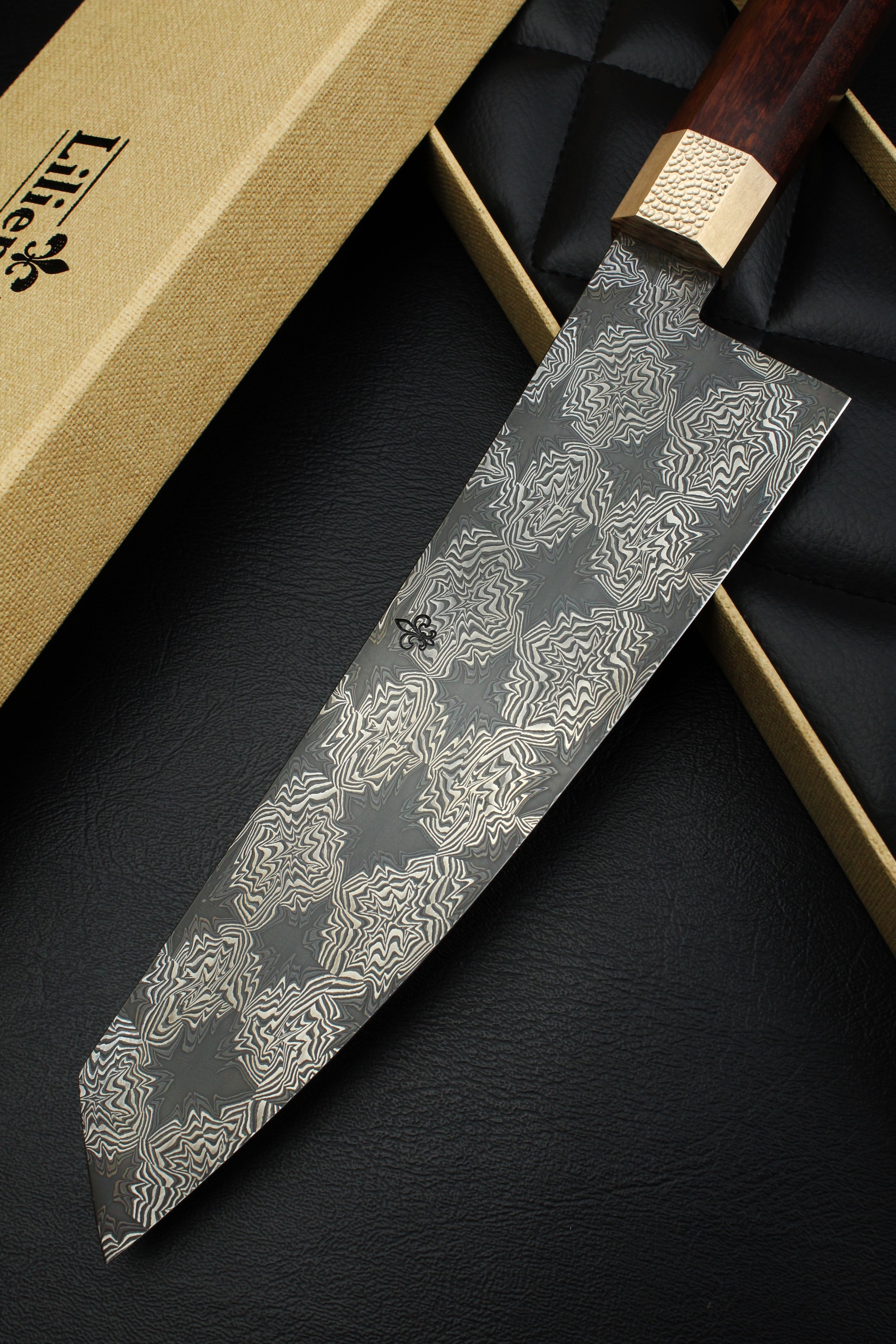 S Damascus K-Tip Santoku Snakewood