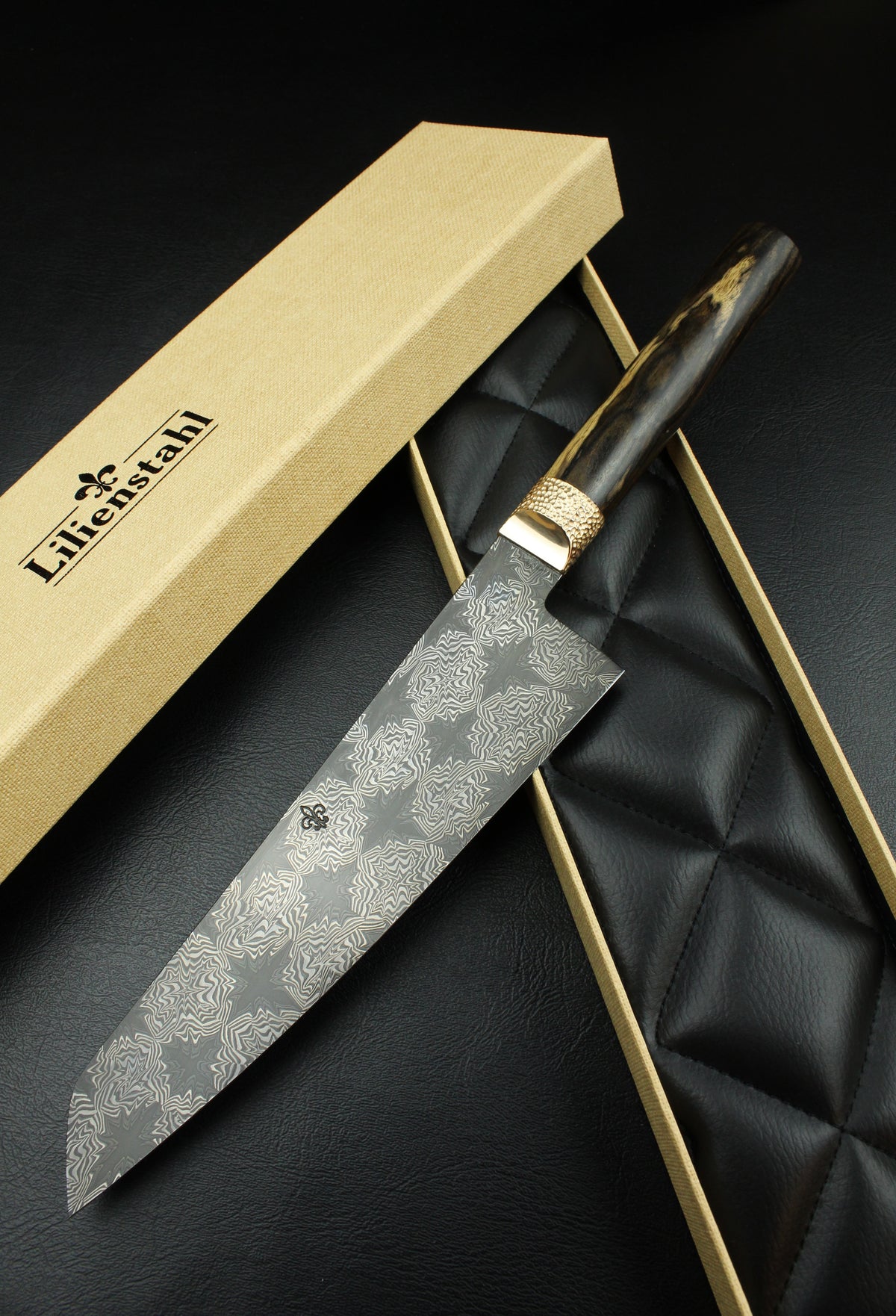 Gyuto Black Star B&W Ebony Oval Damascus