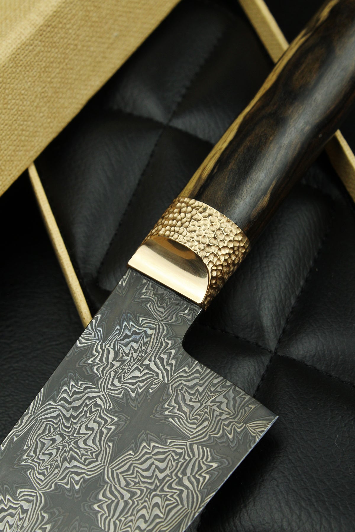 Gyuto Black Star B&W Ebony Oval Damascus