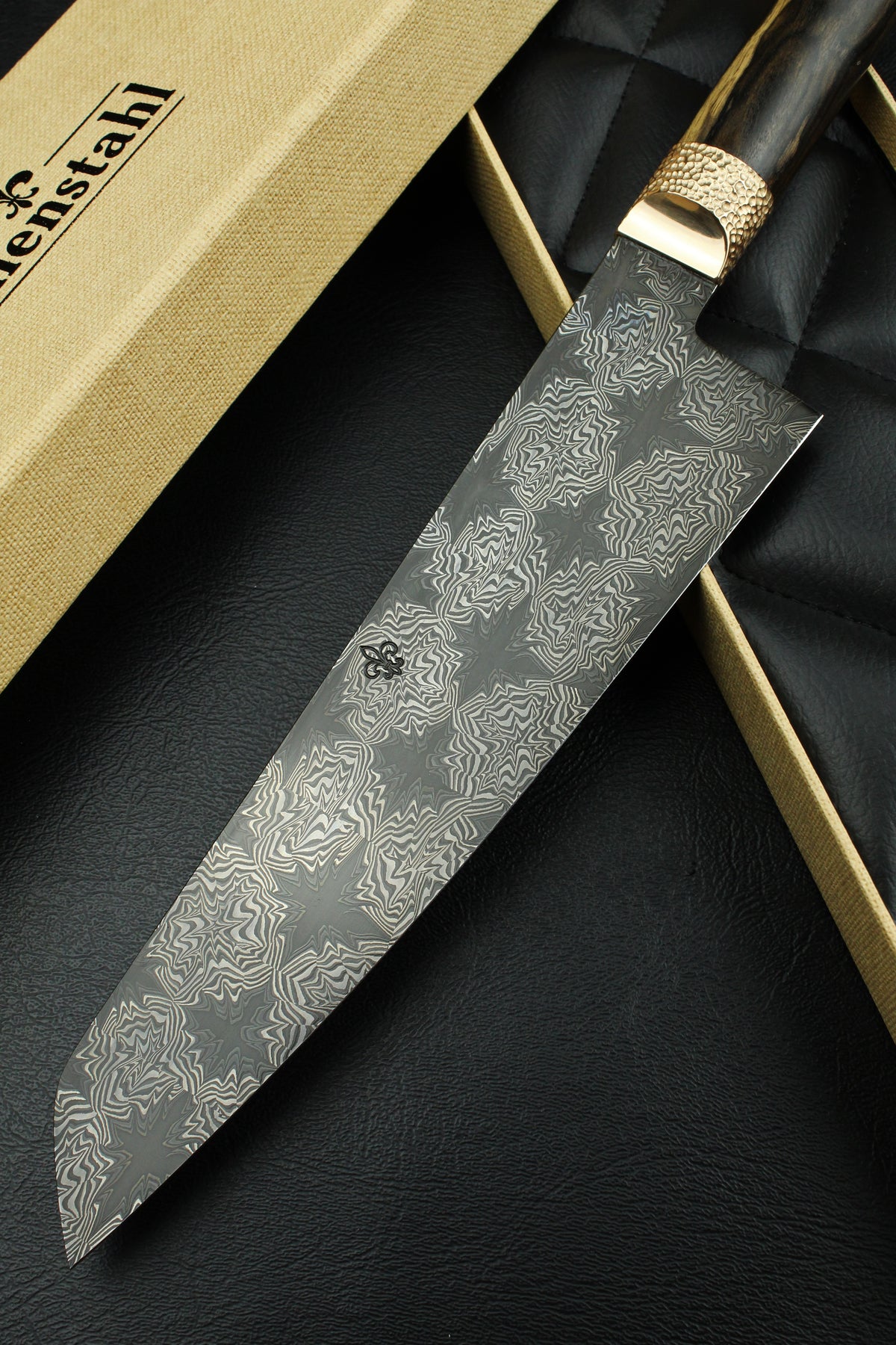 Gyuto Black Star B&W Ebony Oval Damascus