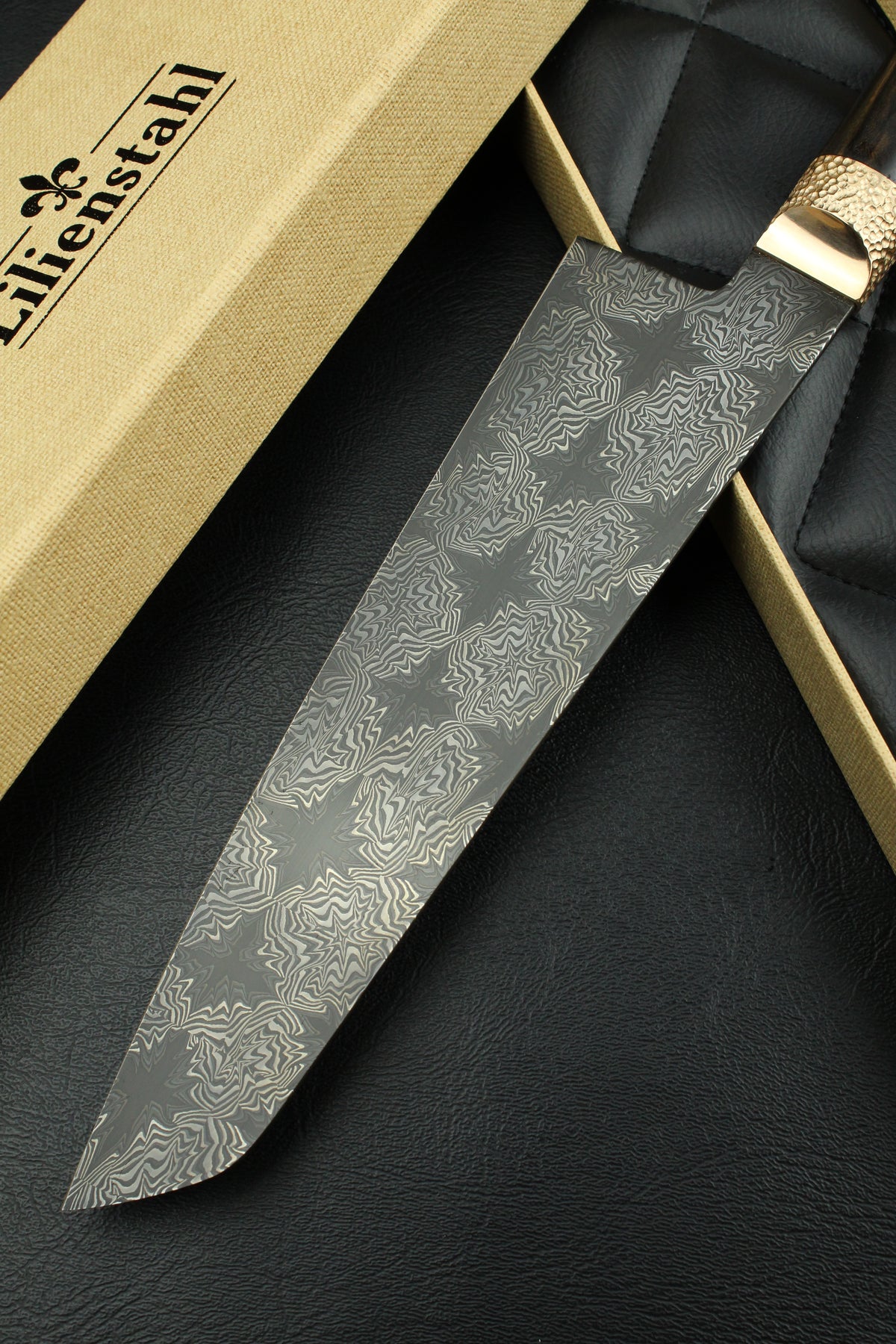 Gyuto Black Star B&W Ebony Oval Damascus