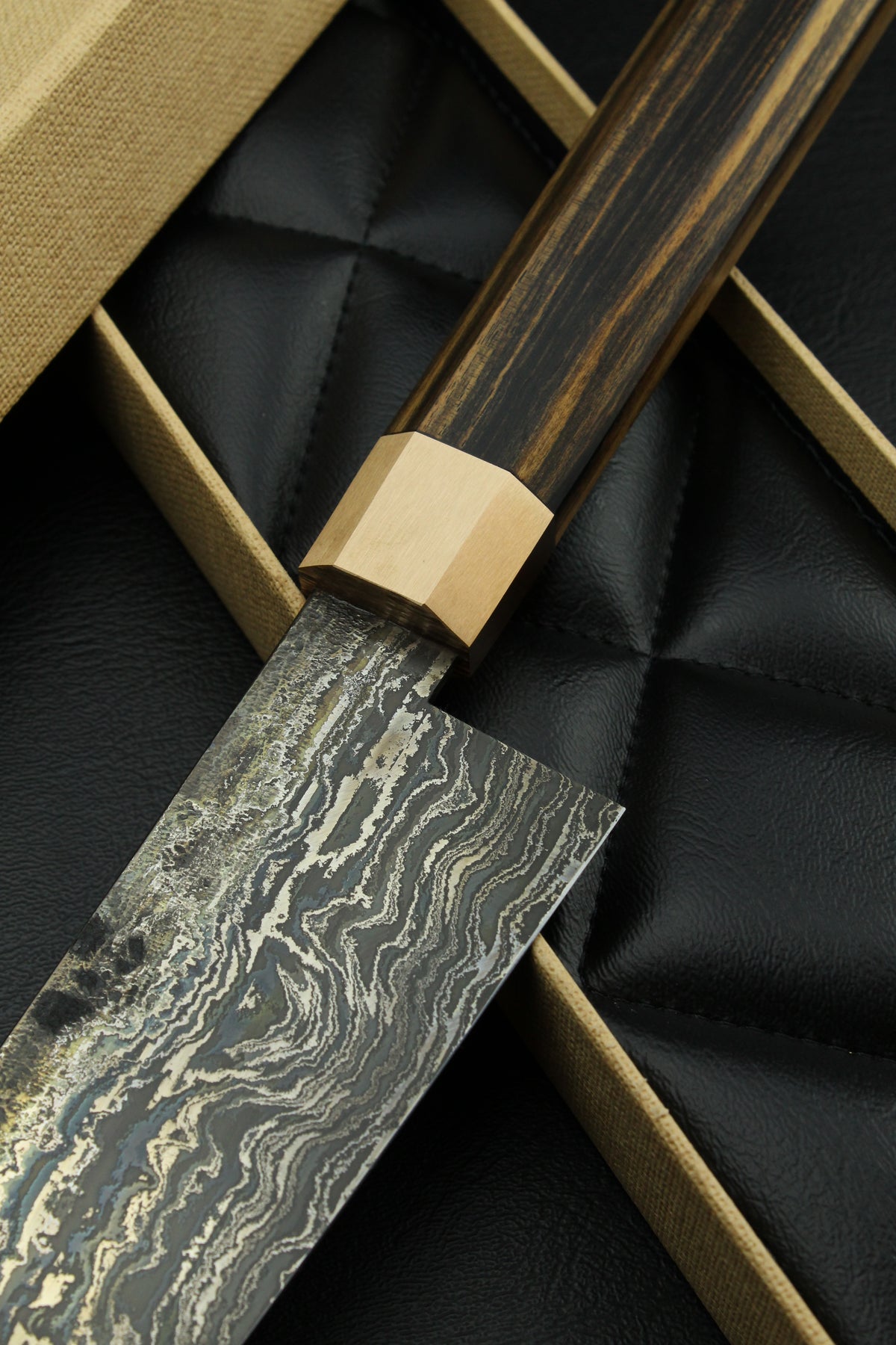 Damascus Santoku HK B&W Ebony Octagonal