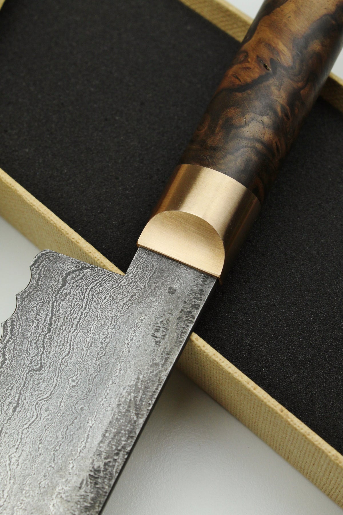 Breadsword 500L Walnut Burl