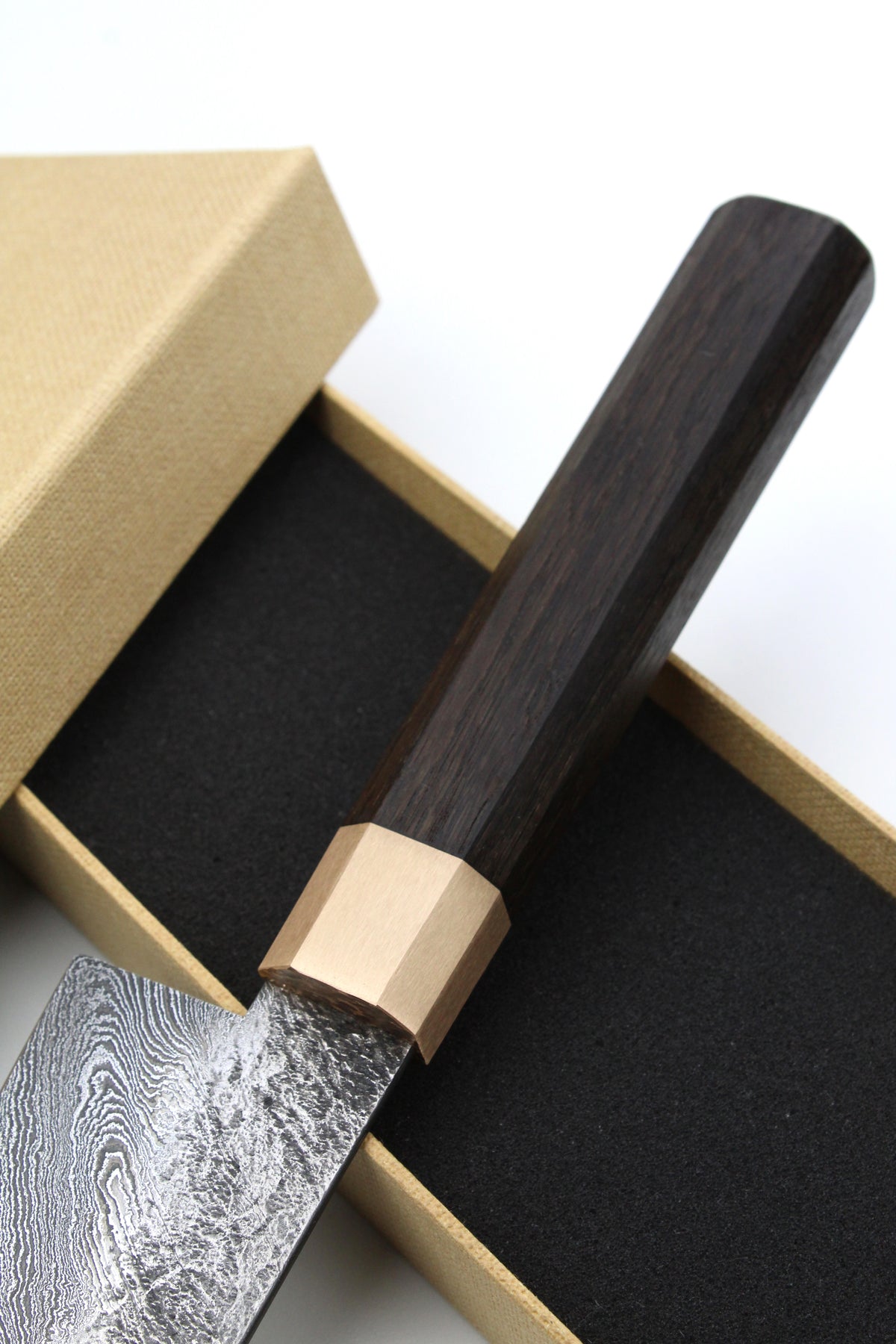 Gyuto Damascus Bog Oak